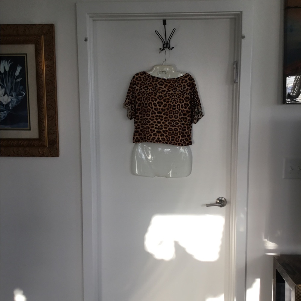 Forever 21 Leopard Print Crop Top